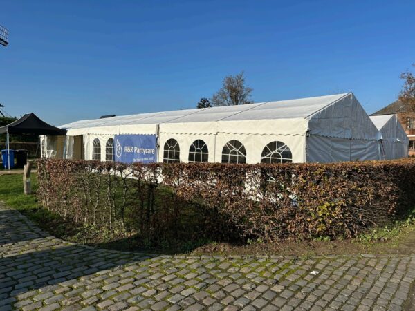 12 x 21 Aluminium constructietent ( 2x tent gekoppeld van 6x21 )